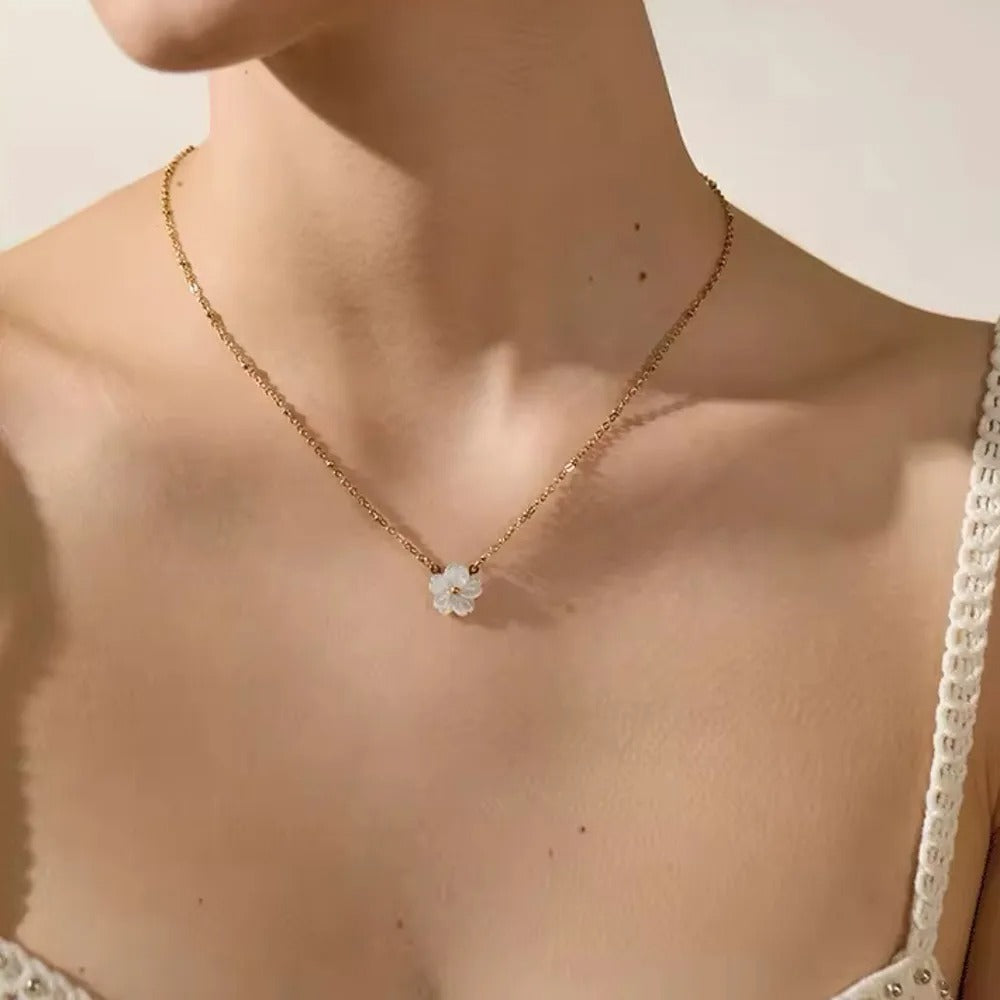 Golden Blossom Shell Jewelry Set – 18K Gold Plated Elegance